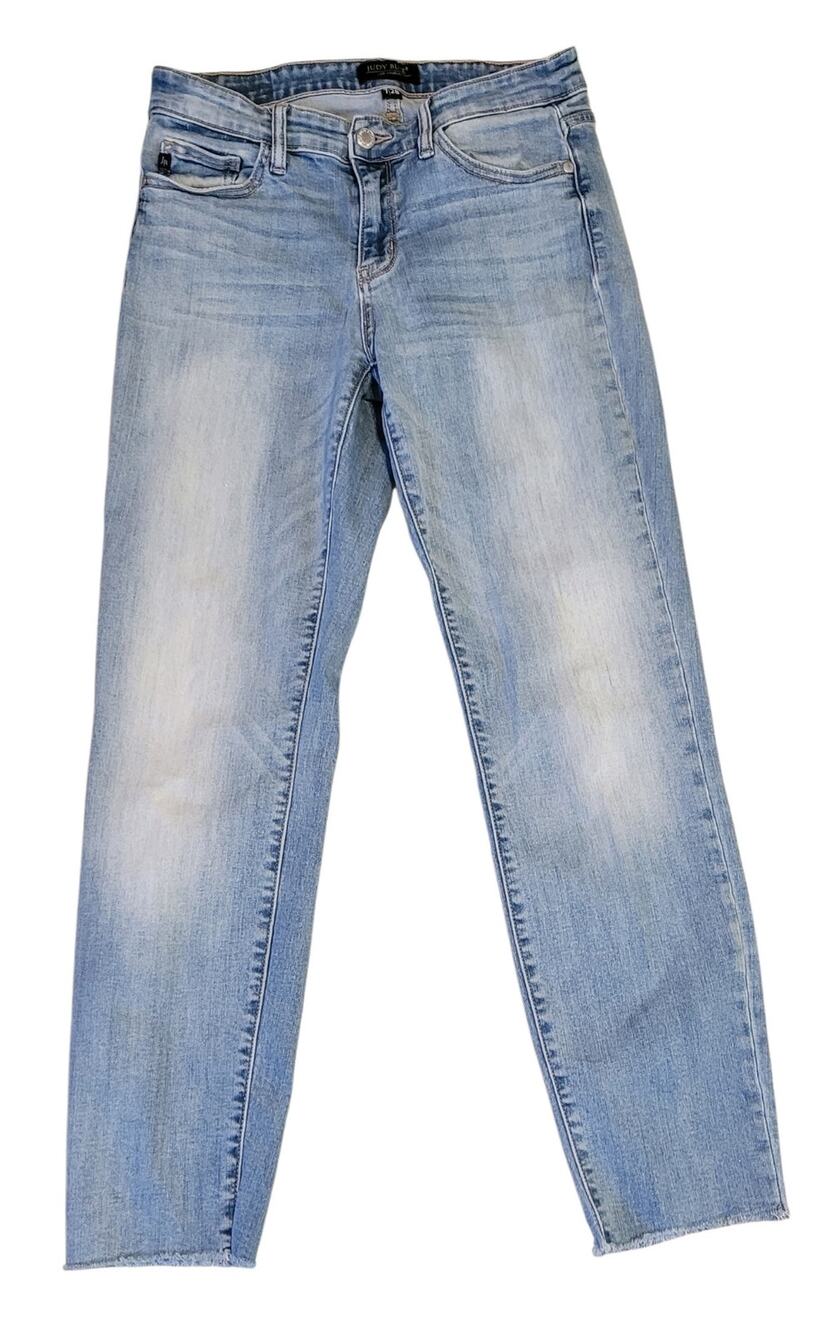 Judy Blue Light Wash High Rise Raw Hem Boyfriend Jeans Size 7/28 EUC